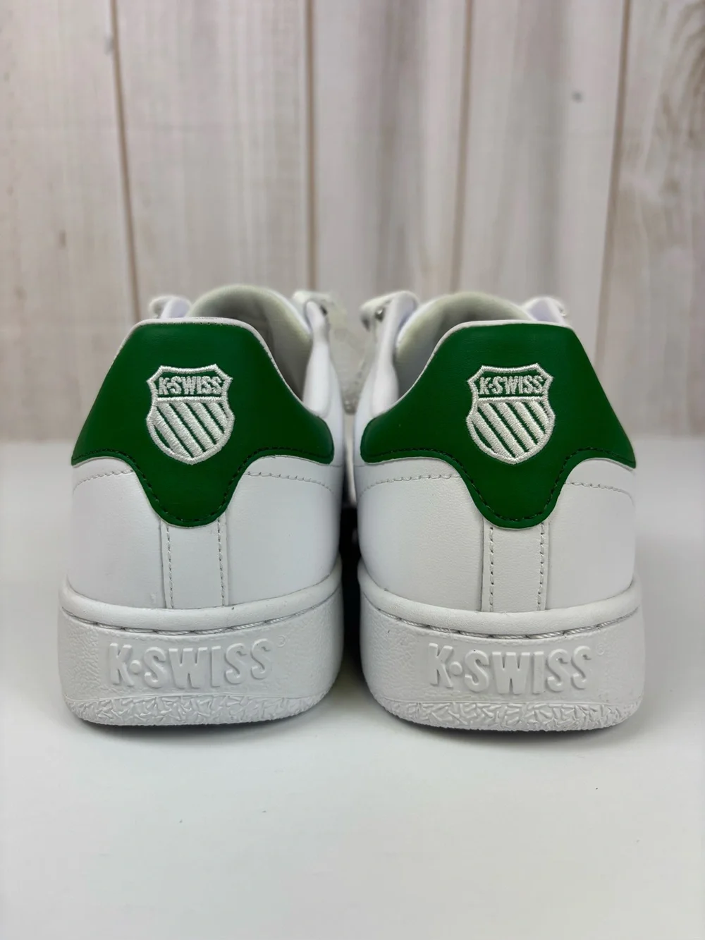 K-Swiss Classic VN Leather Sneakers Low Profile Iconic White Green Mens Size 9.5